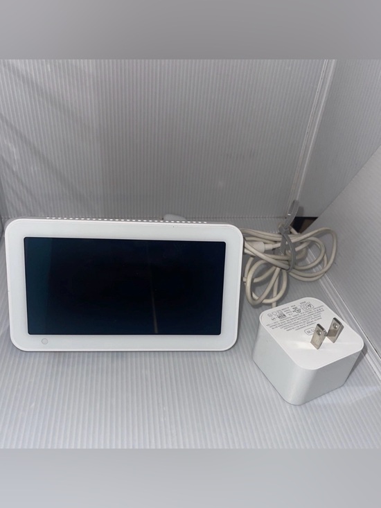 Other - Amazon Echo Show 5 1st Gen Smart Speaker Alexa H23K37 White